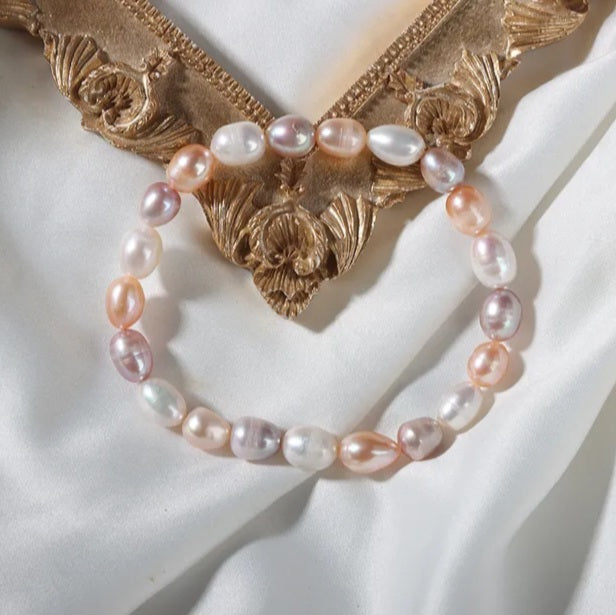 Nude Pearl Bracelet